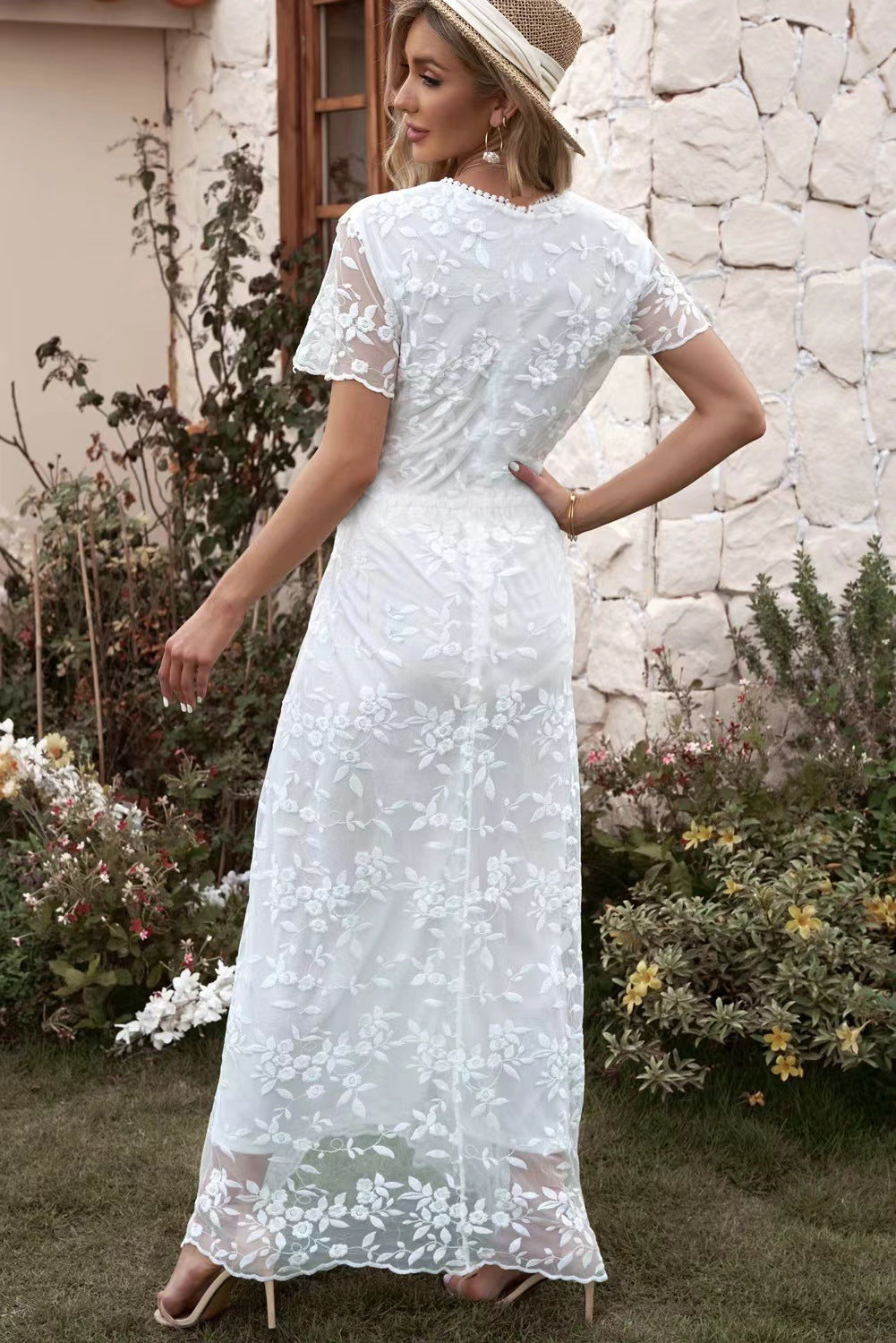 Robe Élégante en Dentelle